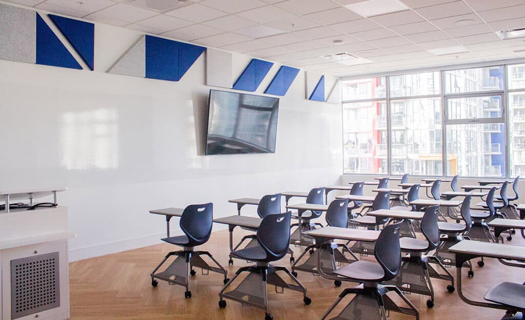 FAIRLEIGH DICKINSON UNIVERSITY - VANCOUVER — photo 6