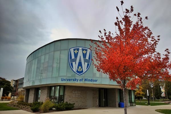 UNIVERSITY OF WINDSOR — photo 3