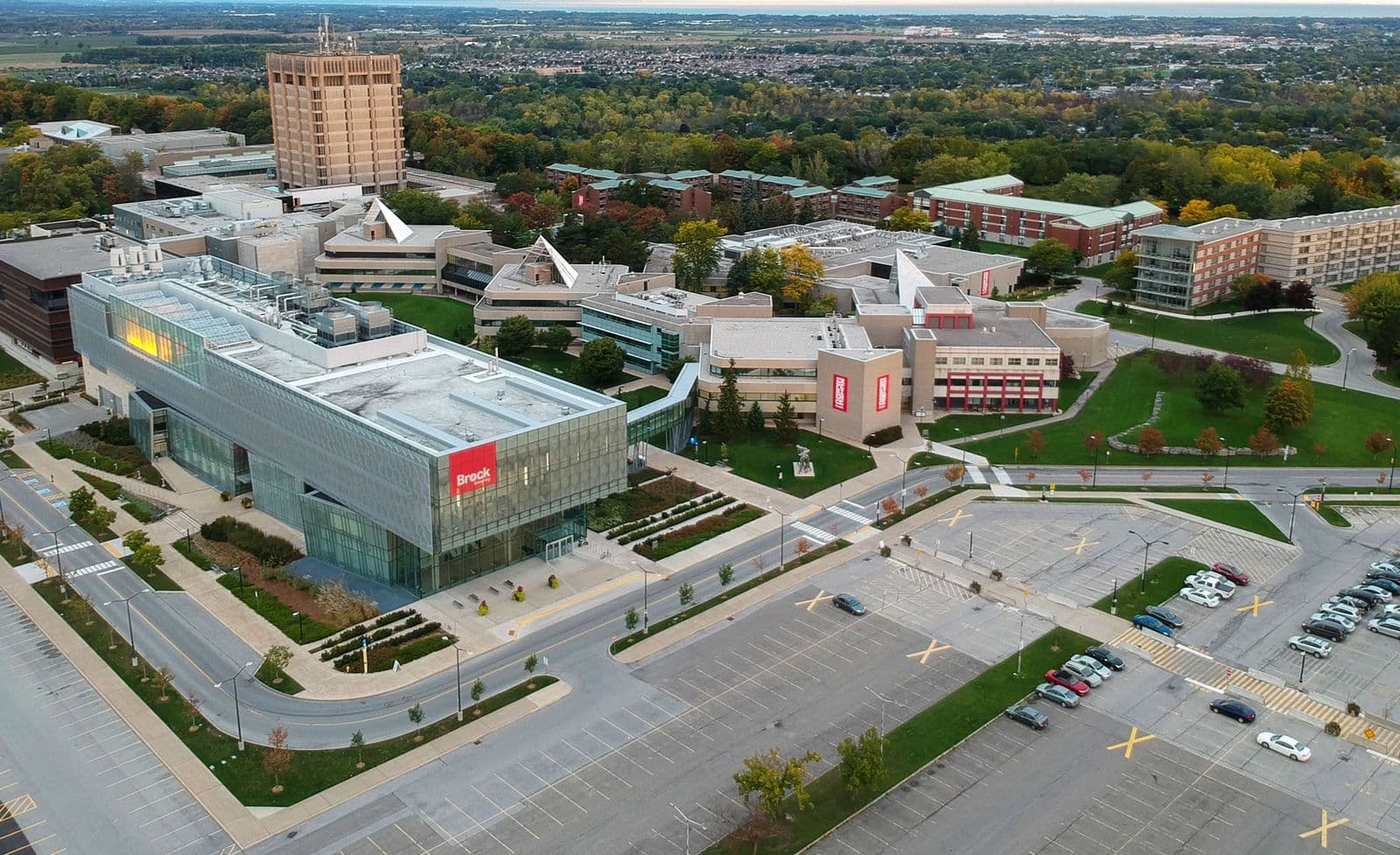 BROCK UNIVERSITY — photo 1